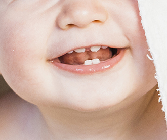 赤ちゃんの歯が生える時期